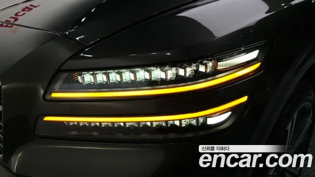 Genesis GV80 — Фото автомобиля 21