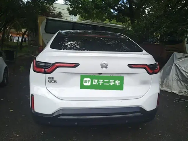 Nio EC6 — Фото автомобиля 5