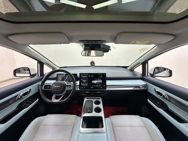 GAC Aion Y — Фото автомобиля 19