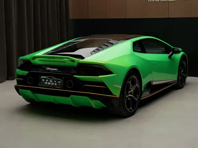 Lamborghini Huracan — Фото автомобиля 4