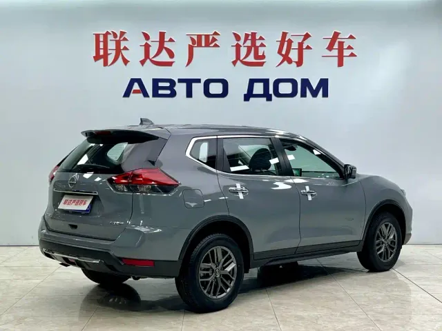Nissan X-Trail — Фото автомобиля 6