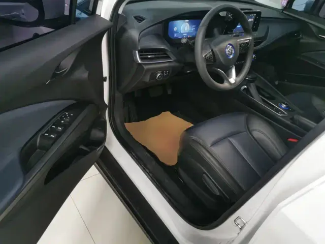 Buick Velite 6 — Фото автомобиля 12