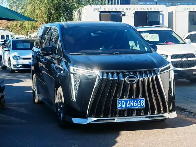 GAC Trumpchi M8 — Фото автомобиля 2