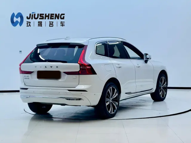 Volvo XC60 — Фото автомобиля 22
