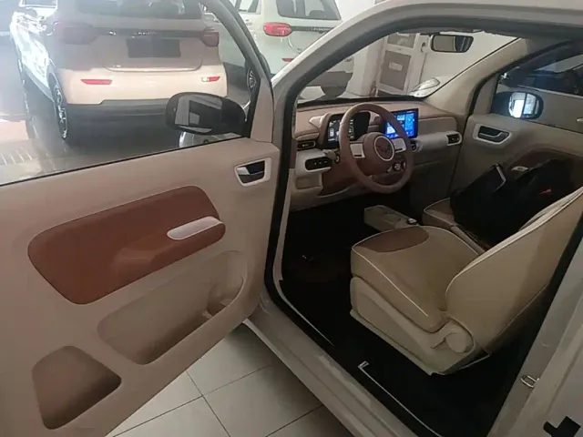 Wuling Hongguang Mini EV — Фото автомобиля 15