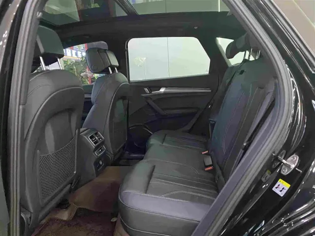 Audi Q5L — Фото автомобиля 7