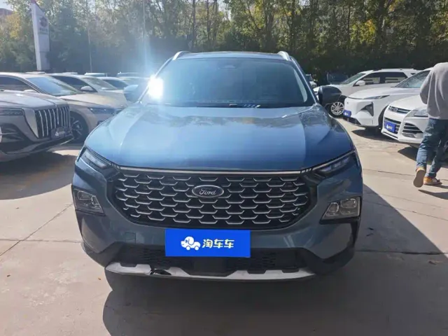Ford Lingrui — Фото автомобиля 2