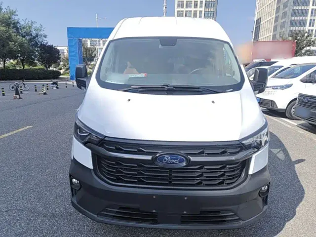 Ford Transit — Фото автомобиля 2