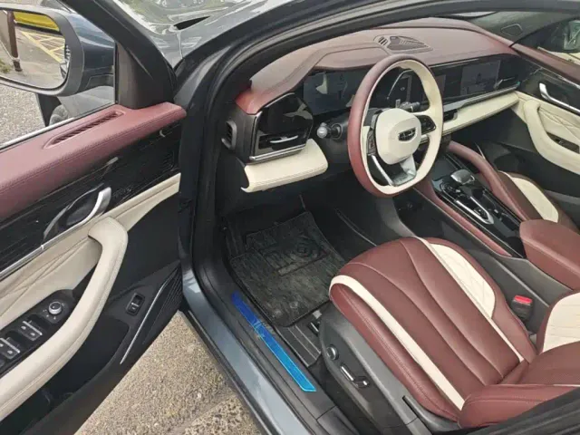 Geely Xingyue L — Фото автомобиля 15