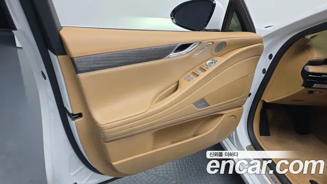 Genesis G80 RG3 — Фото автомобиля 13