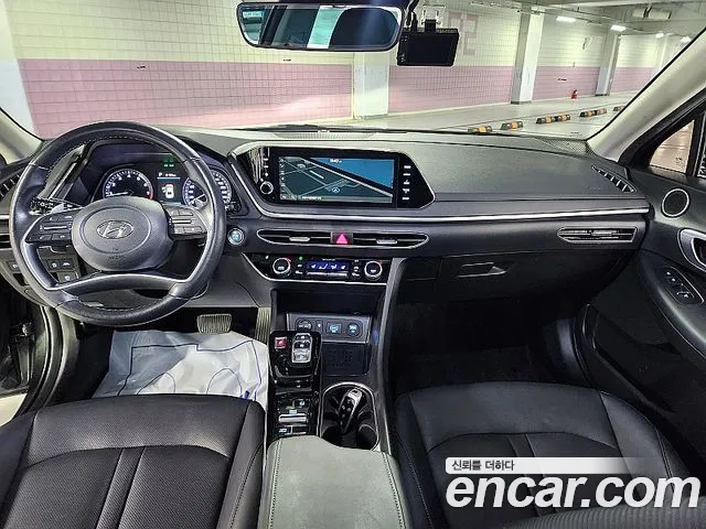Hyundai Sonata — Фото автомобиля 9