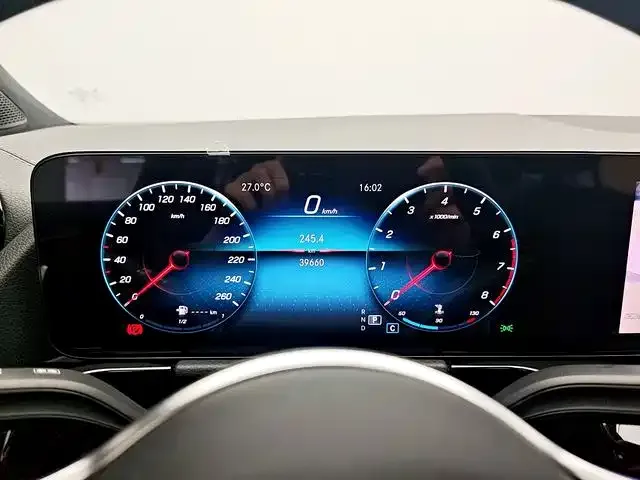 Mercedes-Benz GLA-Class — Фото автомобиля 10