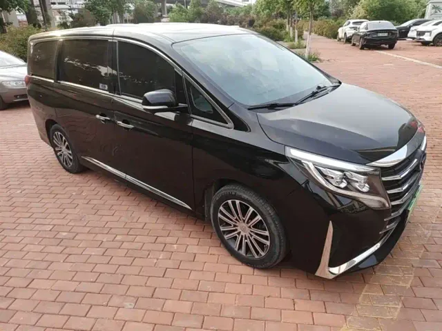 GAC Trumpchi M8 — Фото автомобиля 3