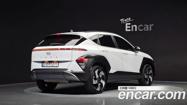 Hyundai Kona — Фото автомобиля 2