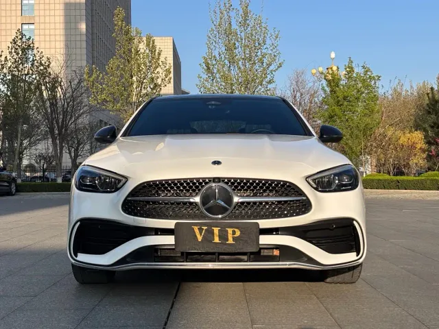 Mercedes-Benz C-Class — Фото автомобиля 2