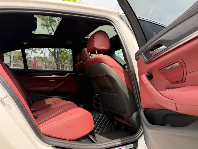 BMW BMW 5 Series 2023 530Li Leading M Sport Package — Фото автомобиля 7