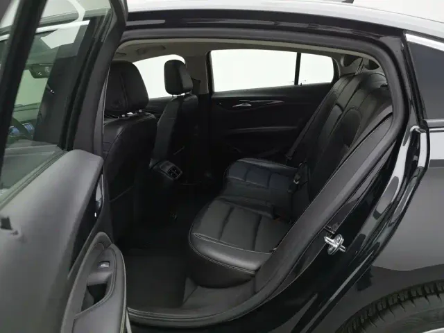 Buick Regal — Фото автомобиля 15
