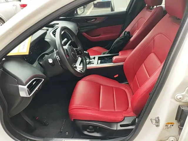 Jaguar XEL — Фото автомобиля 14