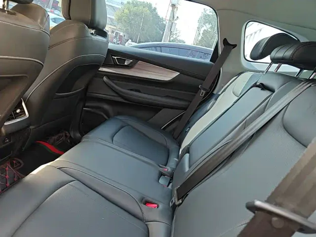 Chery Tiggo 8 — Фото автомобиля 16
