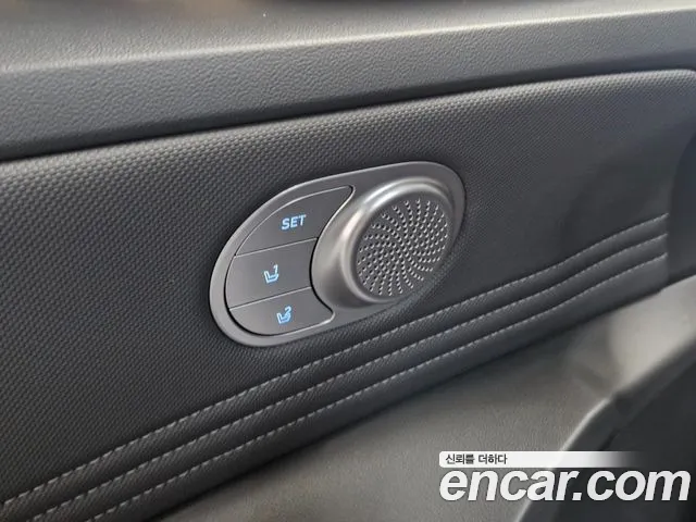 Hyundai Avante CN7 — Фото автомобиля 12
