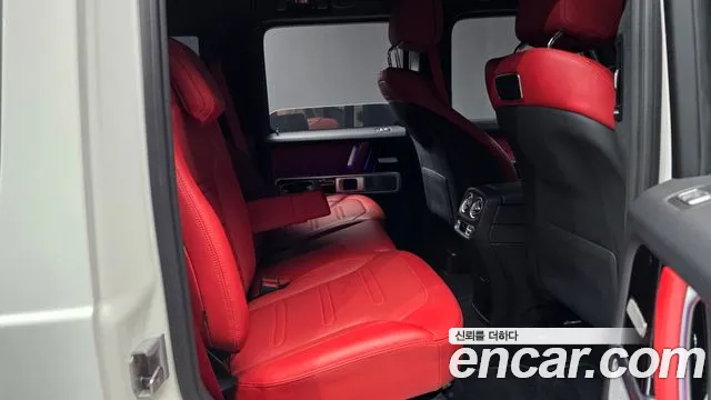 Mercedes-Benz G-Class — Фото автомобиля 12