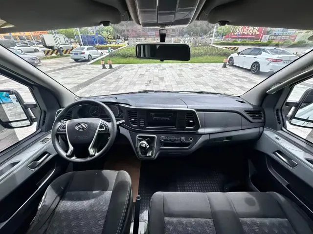 Maxus Xintu V80 — Фото автомобиля 18
