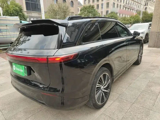 Xpeng G9 — Фото автомобиля 6