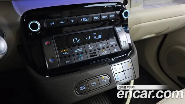 Hyundai Casper Electric — Фото автомобиля 24