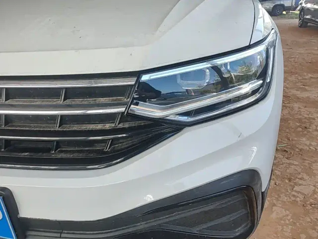 Volkswagen Tiguan L — Фото автомобиля 23
