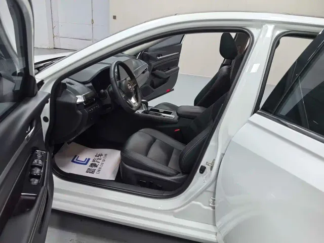 Nissan Teana — Фото автомобиля 11
