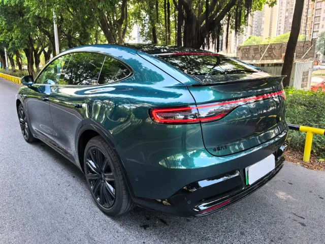Luxeed R7 — Фото автомобиля 5