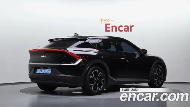 Kia EV6 — Фото автомобиля 2