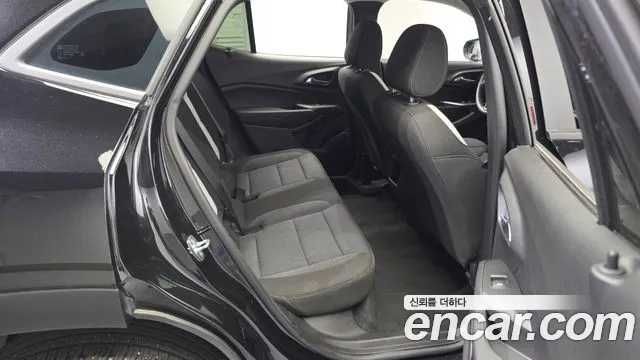 ChevroletGMDaewoo Trax Trax Кроссовер — Фото автомобиля 11