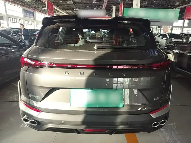 Geely Binyue — Фото автомобиля 5