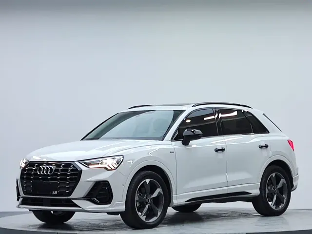 Фотография автомобиля — Audi Q3