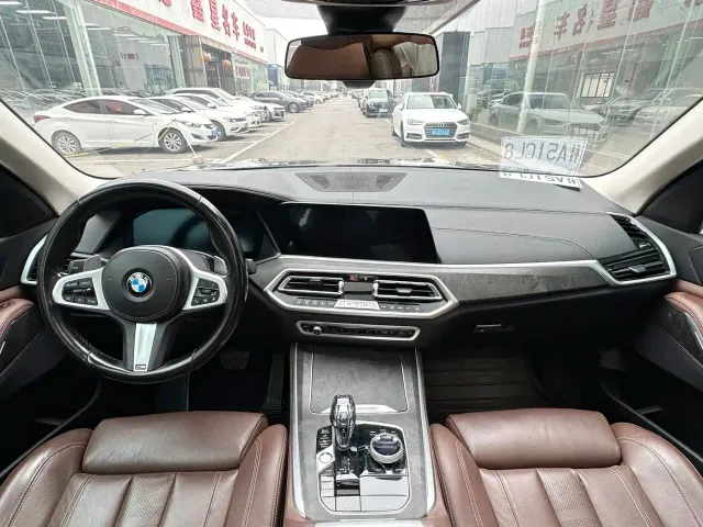BMW X5 — Фото автомобиля 4