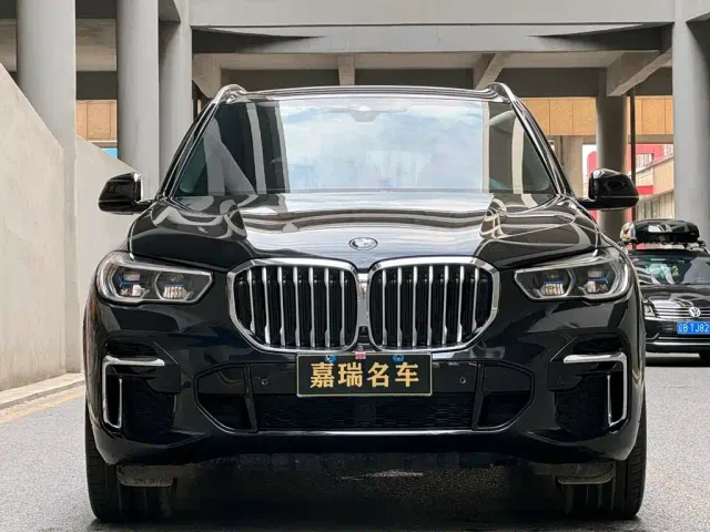 BMW X5 — Фото автомобиля 2