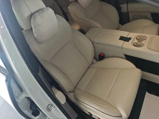 Li Auto i6 — Фото автомобиля 24