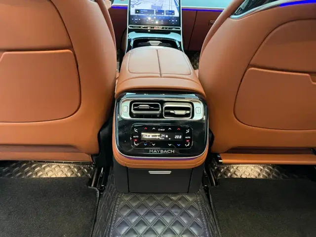 Mercedes-Benz Maybach S-Class — Фото автомобиля 16