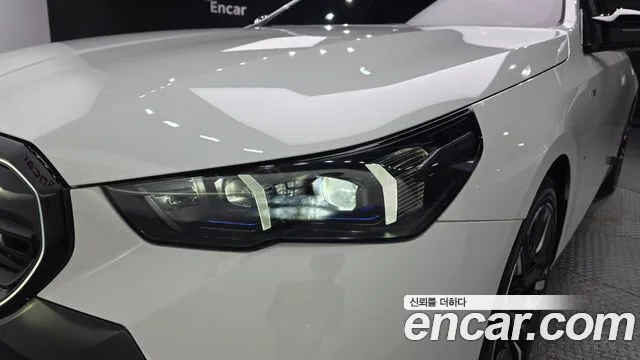 BMW i5 G60 — Фото автомобиля 7