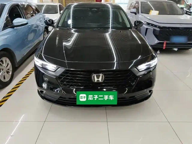 Honda Accord — Фото автомобиля 2
