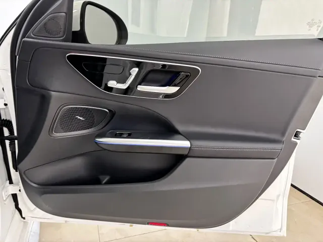 Mercedes-Benz C-Class — Фото автомобиля 26