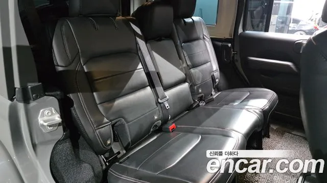 Jeep Wrangler Wrangler (JL) — Фото автомобиля 11