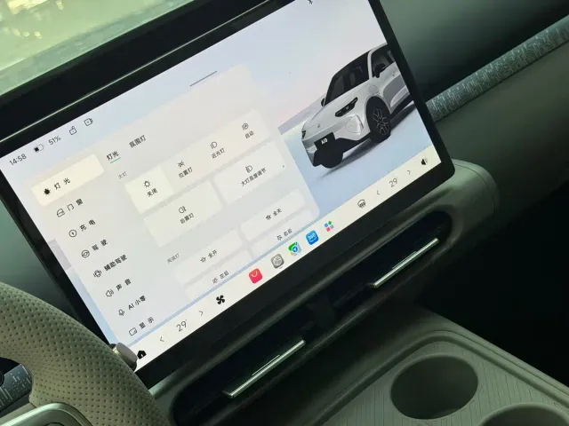 Leapmotor A10 — Фото автомобиля 7