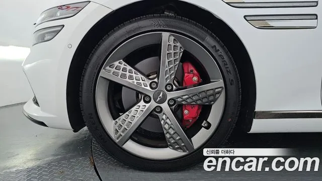 Genesis G80 RG3 — Фото автомобиля 5