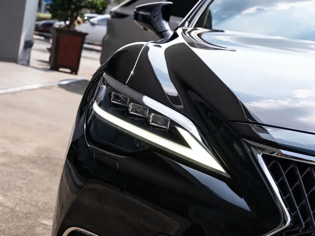 Lexus LS — Фото автомобиля 6