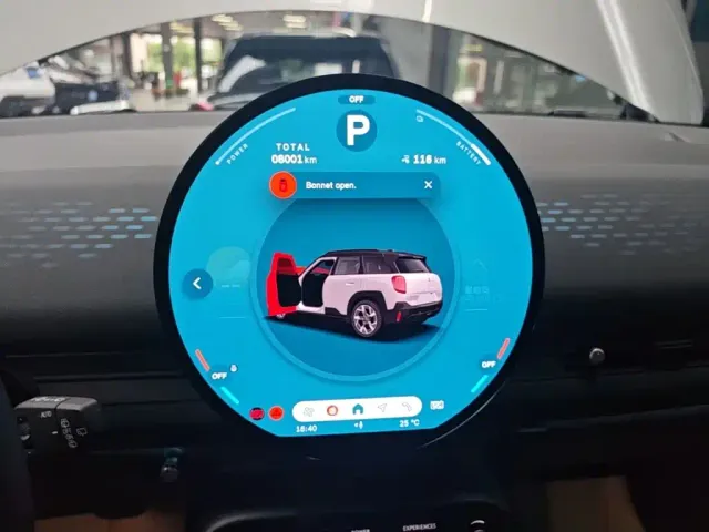 MINI Electric MINI ACEMAN — Фото автомобиля 11