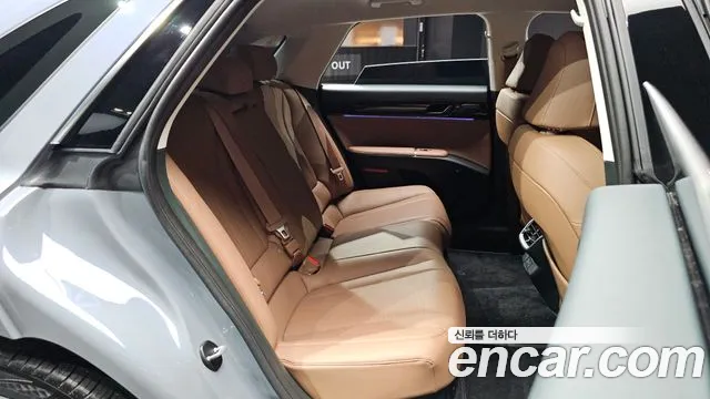 Hyundai Grandeur GN7 — Фото автомобиля 17