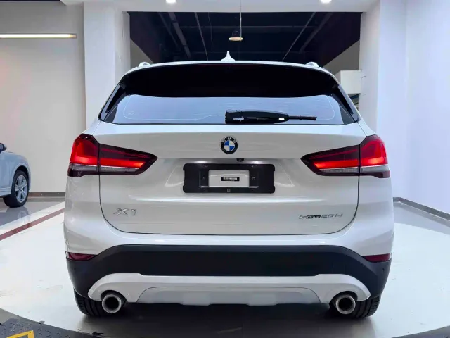 BMW X1 — Фото автомобиля 7