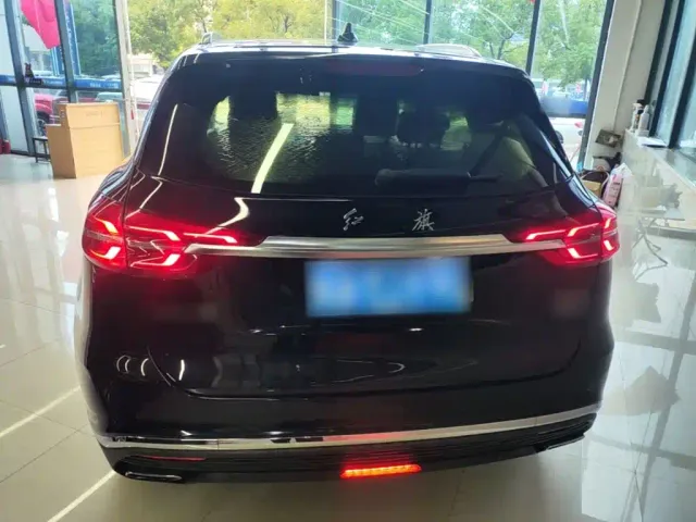 Hongqi HS5 — Фото автомобиля 5